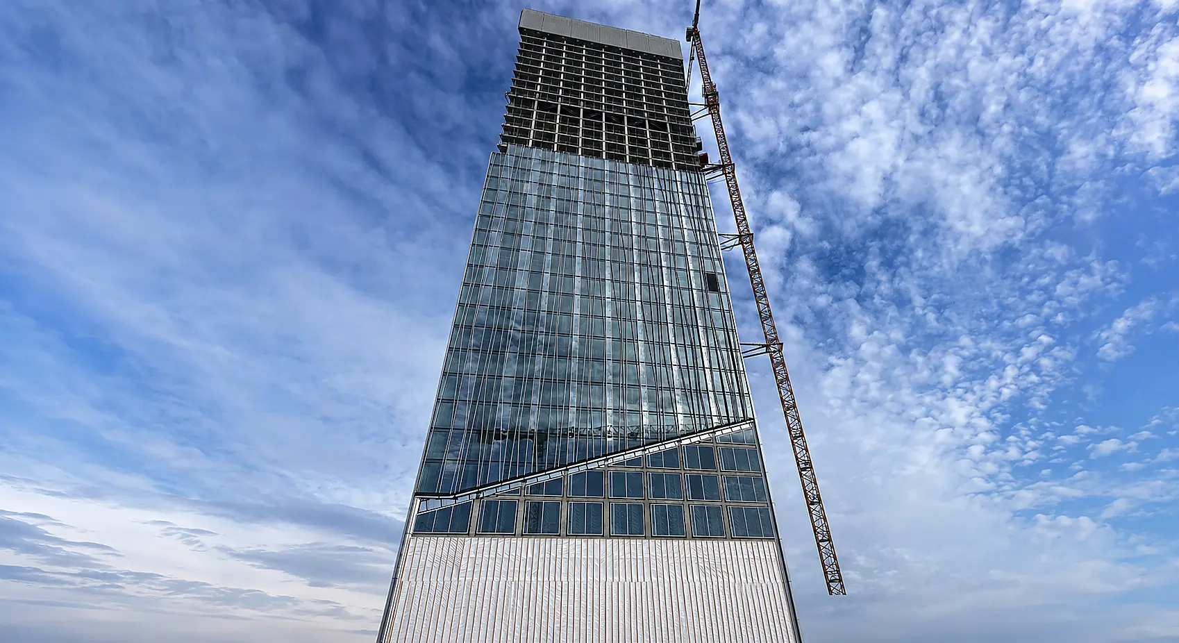 Estrel Tower ile Prestijli Yüksek Yapılar